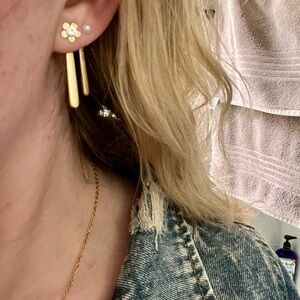 Elegant Gold Drop Earrings Jackets